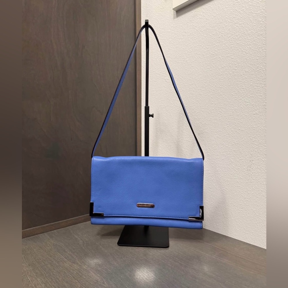 Michael Kors Blue Leather Shoulder Bag